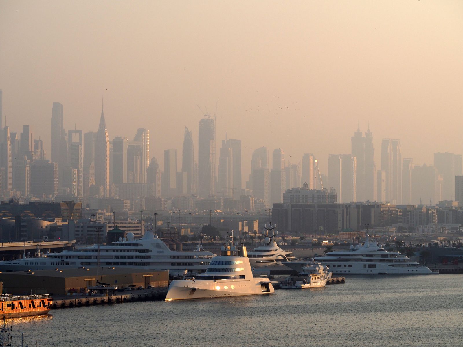 Selecție de proiect GLOBAL → UAE CONNECT